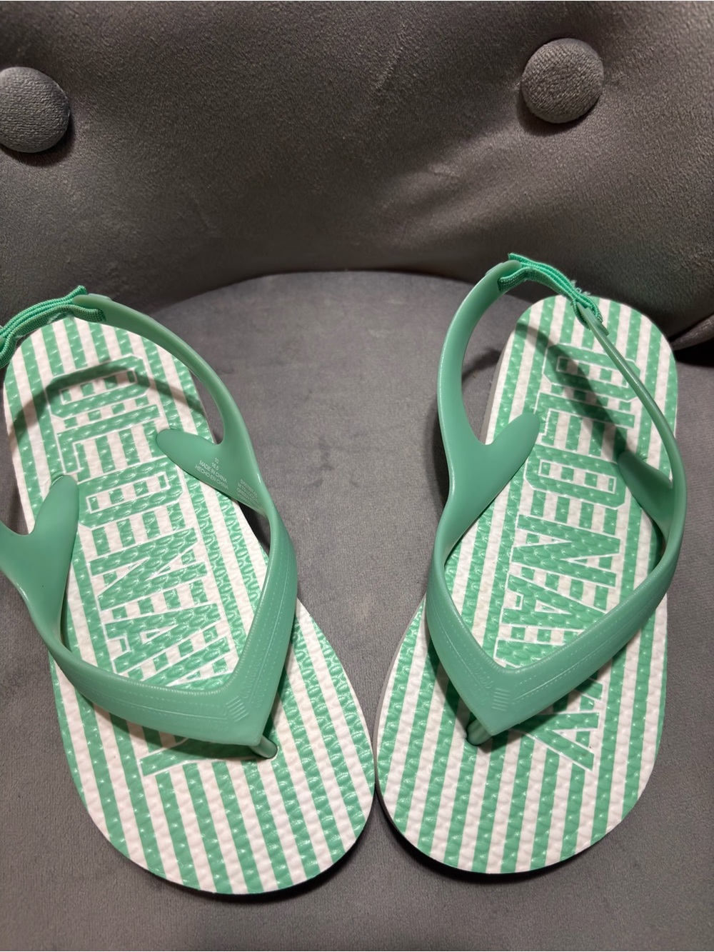 Old Navy Mint Green Kids' Flip Flop Sandals